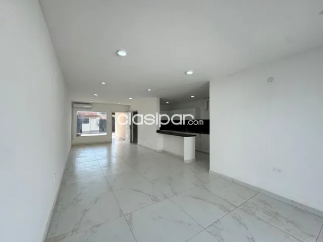 Triplex en Luque zona rakiura cod 2104, foto 3
