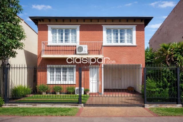 En venta hermosa casa en Villa Morra Asunción, foto 1