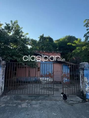 Amplio terreno con edificación a demoler — foto 4