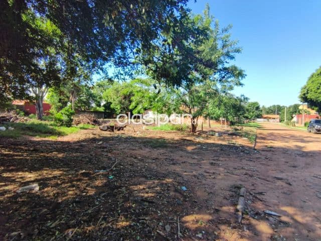 Hermoso terreno en Luque !!