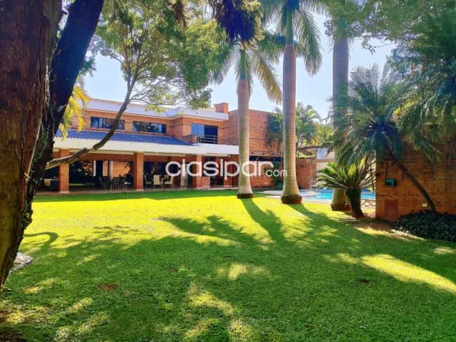 Exclusiva residencia ubicada en el distinguido Barrio Mariscal Estigarribia — foto 3