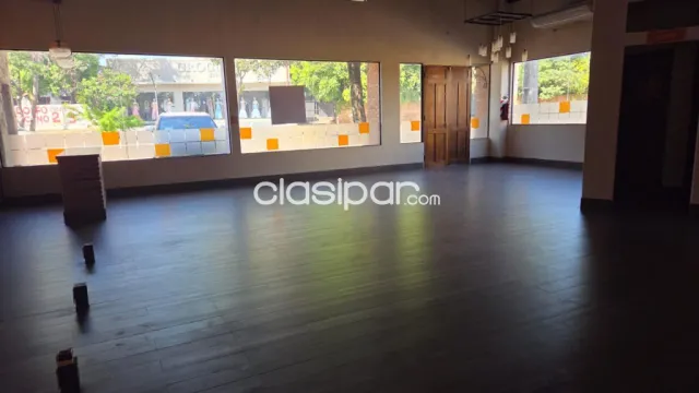 Salon comercial sobre la avenida bruno guggiari zona lambare — foto 4