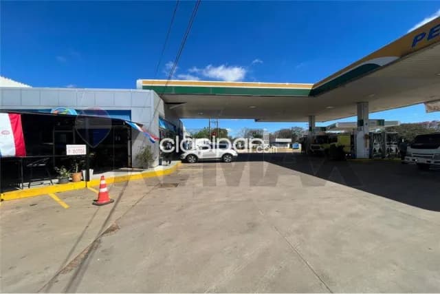 Estacion de servicio con clientela formada acceso sur — foto 4
