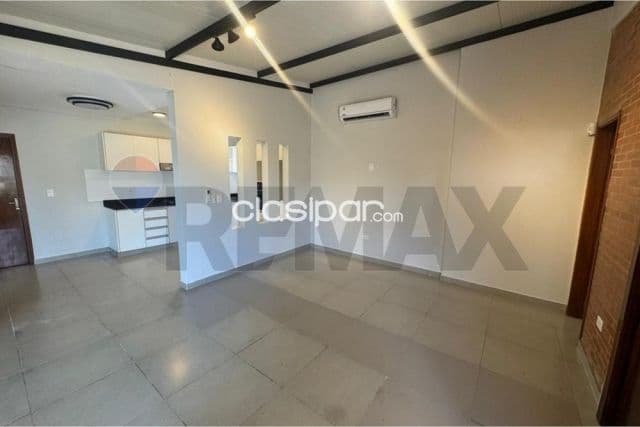 Casa - Venta - Luque, Central, Paraguay 240,000 $, foto 1