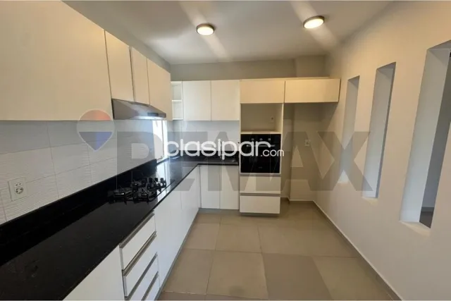 Casa - Venta - Luque, Central, Paraguay 240,000 $, foto 3