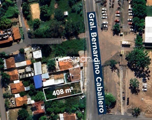 Casa en Mariano Roque Alonso sobre asfalto, zona comercial, foto 1