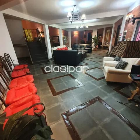 Casa de 4 dormitorios AMOBLADA con piscina en Surubii Mariano Roque Alonso — foto 5