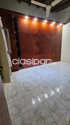 Amplia Casa de 5 dormitorios con Piscina en barrio Pettirossi de Asuncion — foto 5