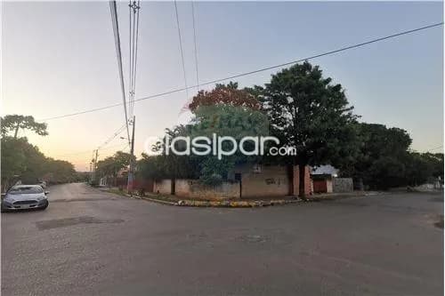 Terreno en esquina, loma pyta, foto 2
