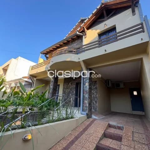 En Venta Casa en Barrio Mariscal Estigarribia - Asunción Id:49065, foto 2