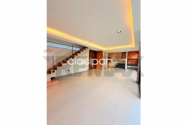 Duplex a estrenar en San Vicente