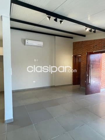 O vendo casa en Luque zona rakiura cod 4775