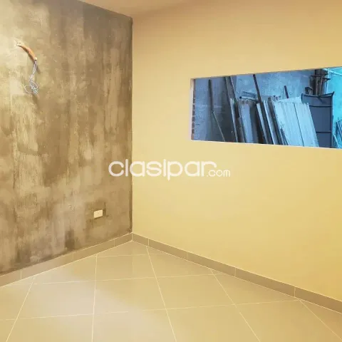 Alquilo!!! Para oficina o vivienda COD 6831 — foto 2