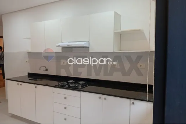 hermoso Departamento en Loma Merlo Luque — foto 2