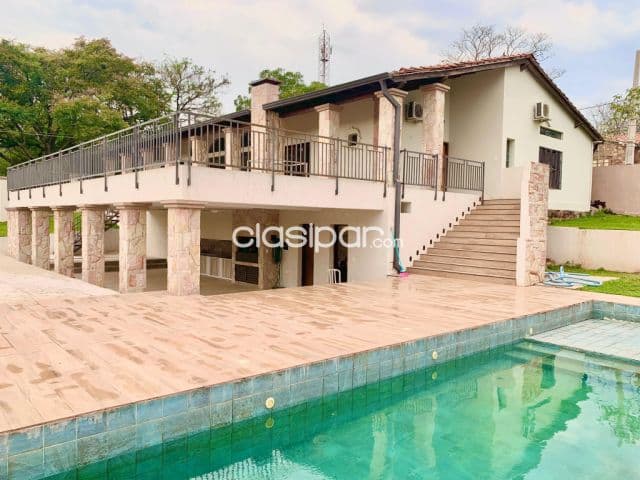 linda casa estilo colonial moderno