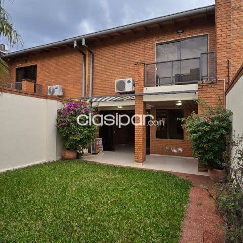 duplex de 3 dormitorios en barrio Santa María