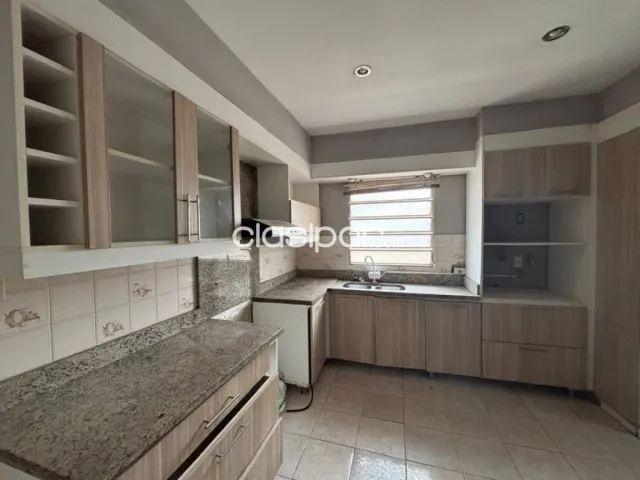En Venta Casa en Barrio Los Laureles de Asuncion ID 45993 — foto 3
