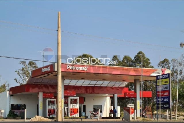 Estación de Servicio sobre Ruta Transchaco
