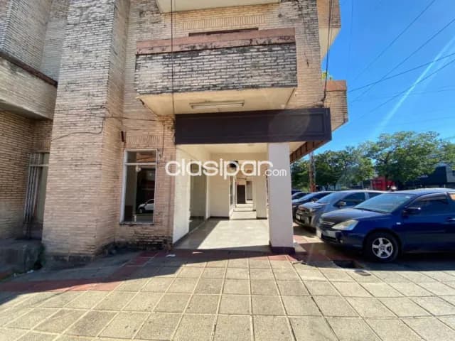 | Salones Comerciales Integrados sobre Avda. Mariscal López - Fdo. de la Mora, foto 3