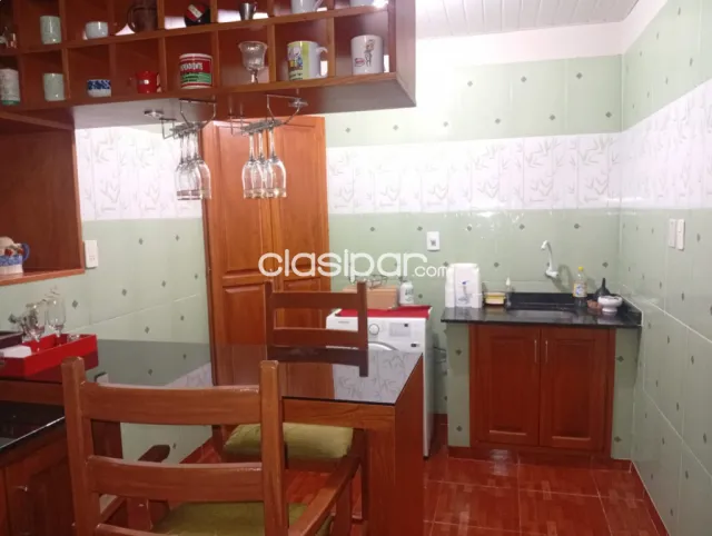 Casa- 3 dormitorios, capiata- casco urbano — foto 3