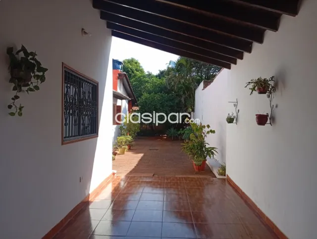 Casa- 3 dormitorios, capiata- casco urbano — foto 4