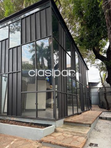 Amplio local comercial en Villa Morra, zona hiper seis los laureles