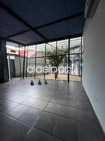 Amplio local comercial en Villa Morra, zona hiper seis los laureles, foto 4