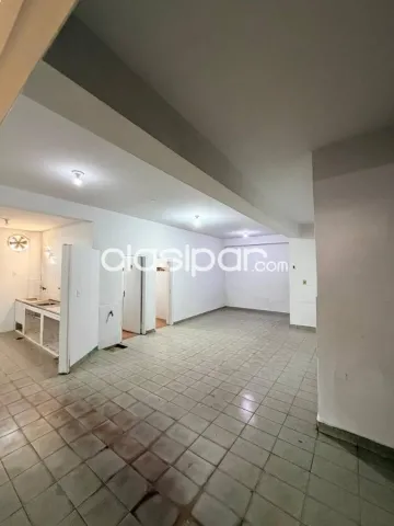 Local comercial – centro de San Lorenzo, foto 4