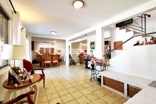 casa con piscina en fernando zona norte