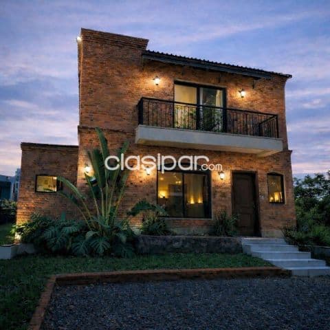 Hermosa casa de 4 dormitorios en barrio cerrado montesol - Luque. Zona aeropuerto