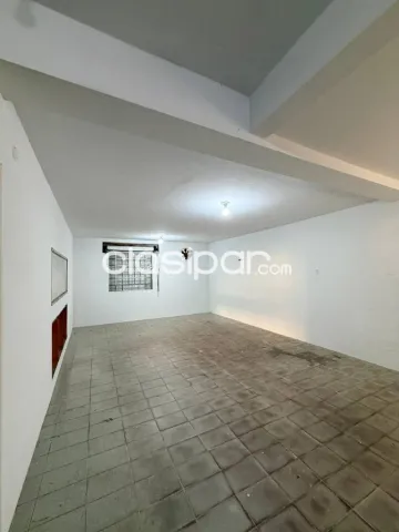 Amplio salón en el centro de San Lorenzo - zona mercado municipal / ochsi, foto 4