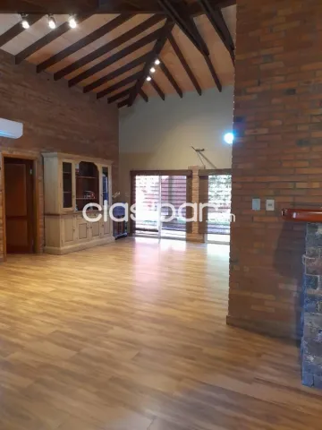 Hermosa casa de 2 dormitorios con amplio terreno en loma merlo — foto 5