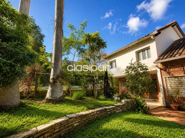 Casa en barrio mariscal lopez asuncion, foto 2