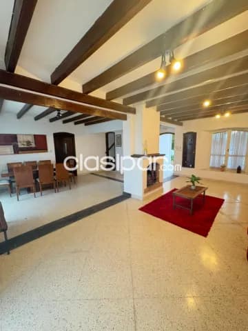 Casa estilo colonial en alquiler zona Villa Morra / Ykua Sati COD 6902, foto 5