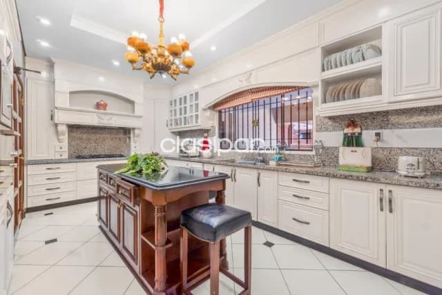 Fina residenciade estilo europeo en la zona con mas auge de crecimiento b° america, foto 5