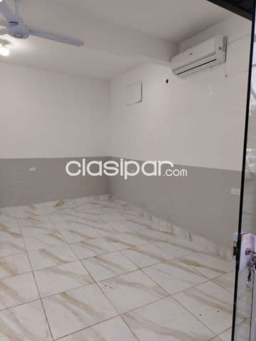 Deposito, departamento y salon