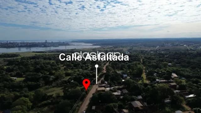 Amplia propiedad ubicada en esquina y sobre calle asfaltada en el Barrio Chaipé — foto 3