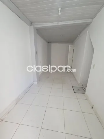 De dpto con amplio salon comercial en sajonia — foto 5