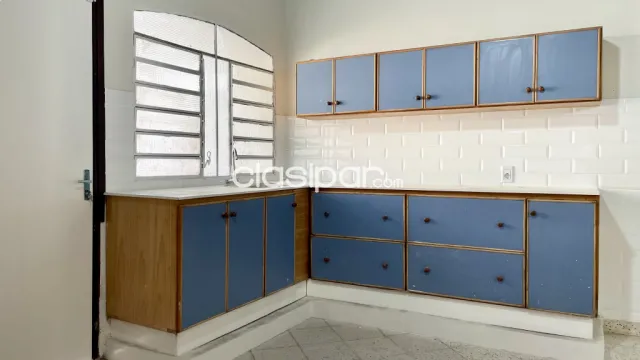 Casa con estilo clásico renovado, zona avda perón, foto 3