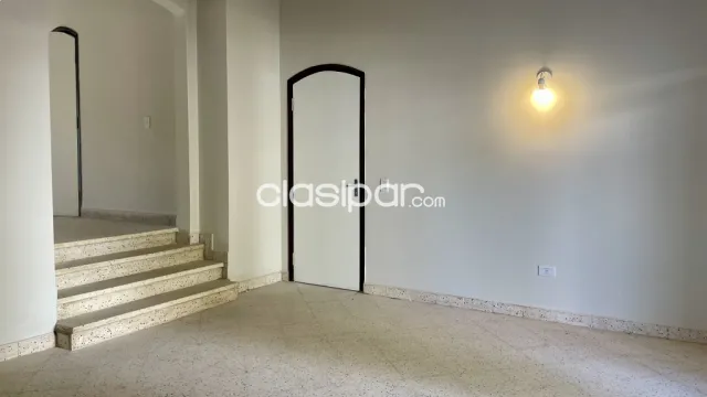 Casa con estilo clásico renovado, zona avda perón, foto 4