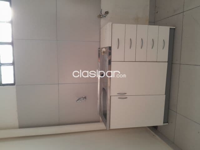 Monoambiente gs. 2.500.000 gs con kichenet..amplio ymuy buen estado... O