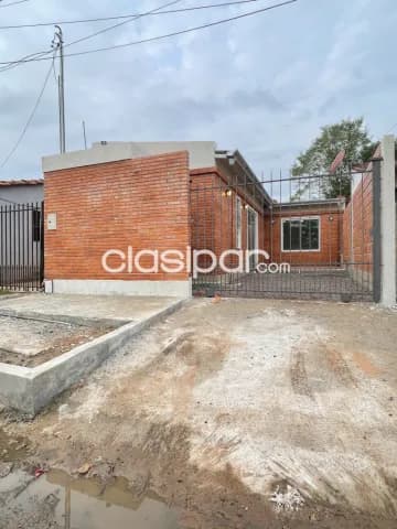 Chalet en Venta en Limpio | Diseño Moderno y Excelente Acceso, foto 2