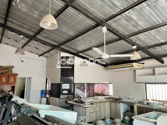 Salón Comercial + Área Industrial en Venta | Isla Bogado, Luque, foto 3