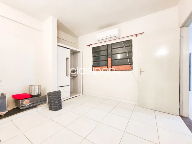 departamento de 3 dormitorios en Luque Zona Conmebol sin cochera — foto 3