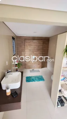 En venta casa con piscina en Luque sobre Jardín de Oro – Barrio América — foto 2