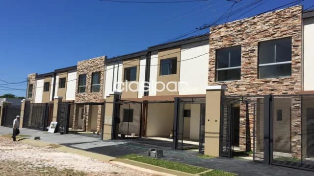 Duplex de 3 dormitorios en Lambare zona Colegio Sek y Yacht y Golf Club — foto 2