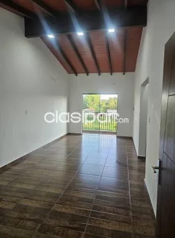 Departamento de 2 dormitorios en barrio Virgen del Rosario de San Lorenzo zona Cua — foto 5