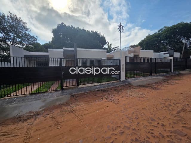 Duplex de 2 dormitorios A ESTRENAR en zona Parque Azulgrana de Ypane a 4 cuadras de — foto principal