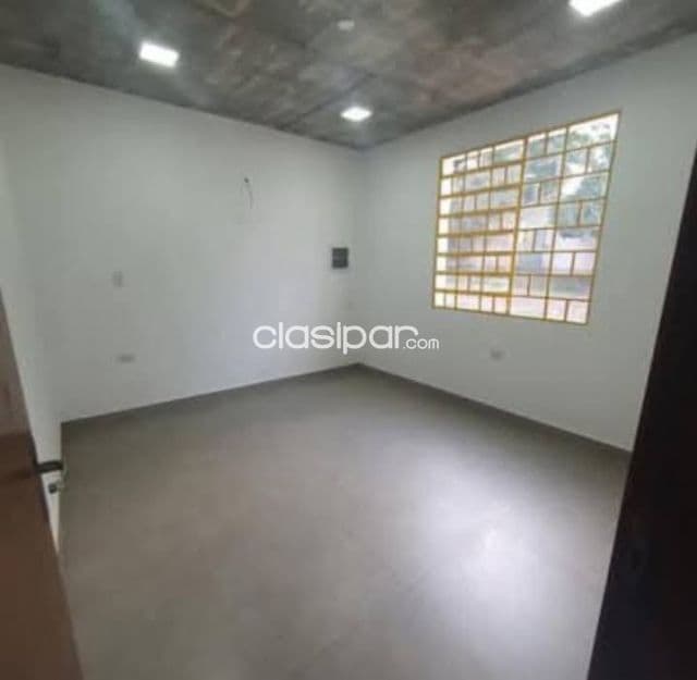 Duplex de 3 dormitorios en condominio de la ciudad de Luque zona Loma Merlo