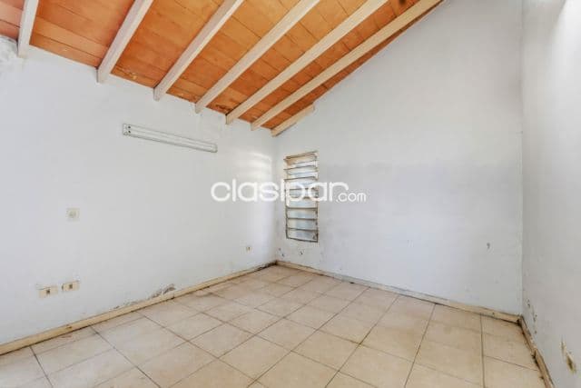 Casa en Zona Molas López, Ideal para oficina o comercio